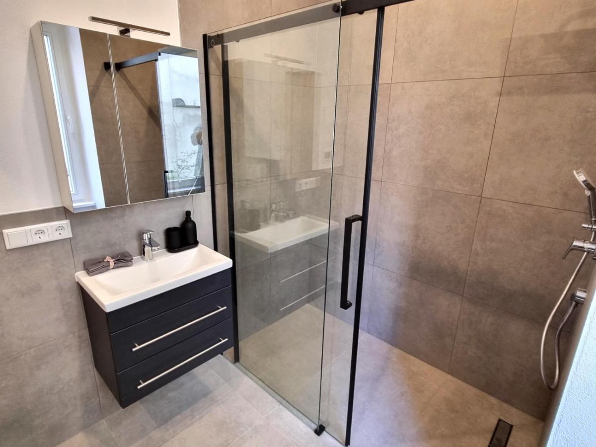 Modernes Apartment Karlsruhe Ngoại thất bức ảnh